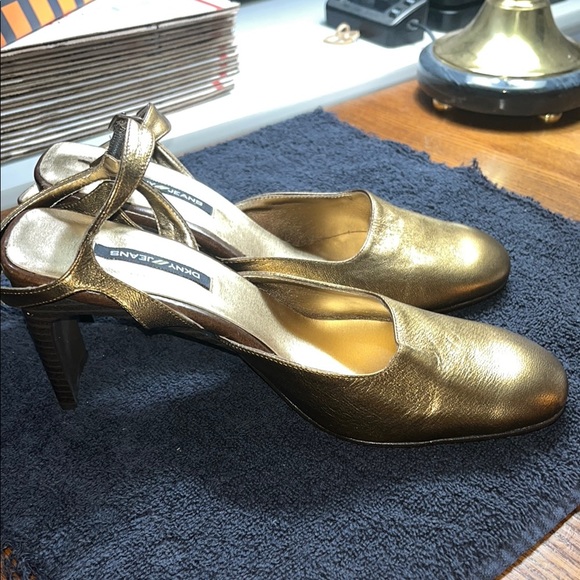 DKNY Gold Slingback Heels with Rounded Toe - Picture 6 of 14